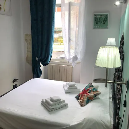 招待所 Rainbow Cinqueterre 3*